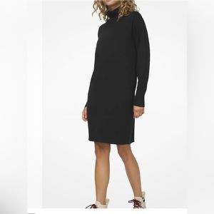 NEW Lululemon Softer Still Dress Small Long Sleeve "New without tags"